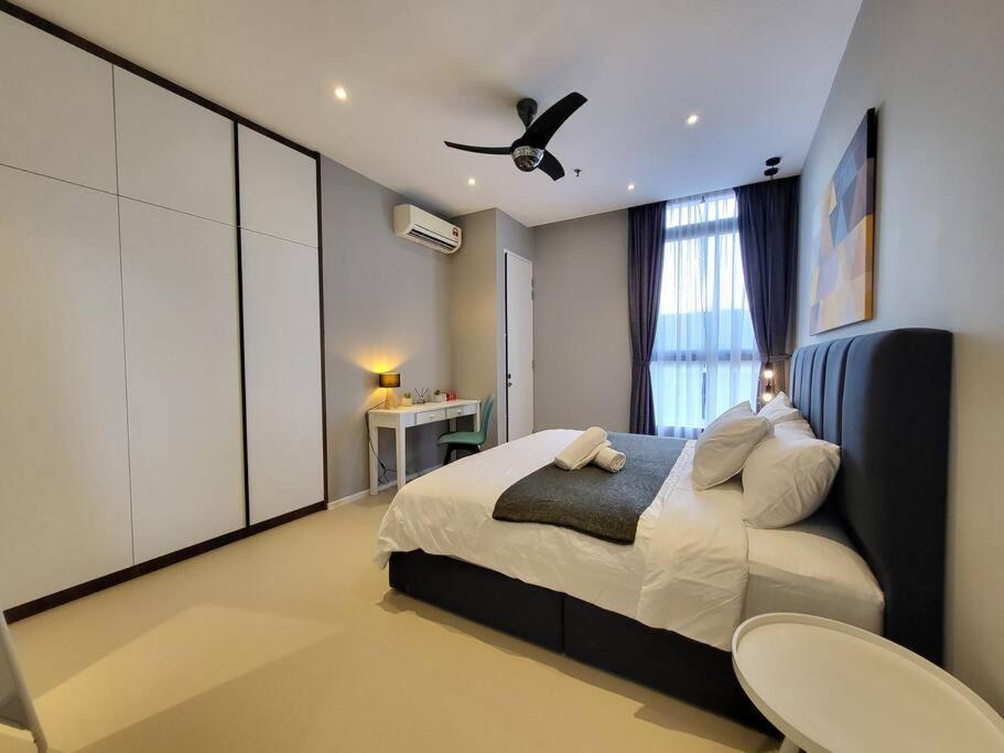 Mont Kiara Deluxe One Bedroom Balcony #1-2pax Mont Kiara Kl